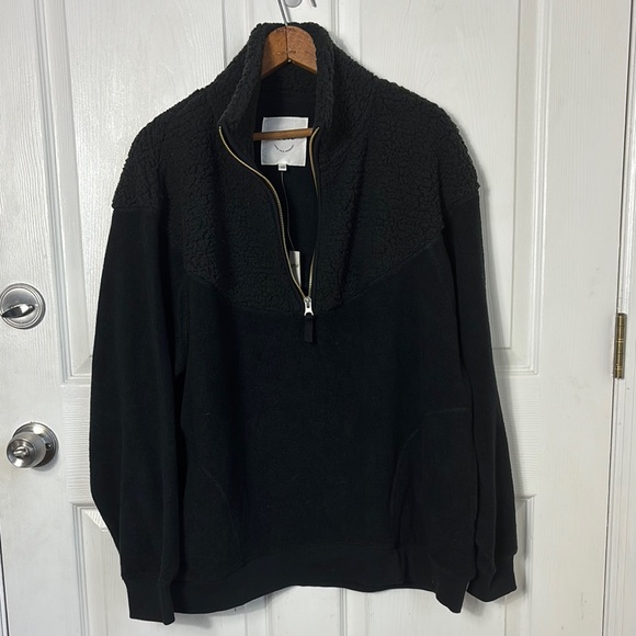 NEW NWT Aerie Black Half-Zip fuzzy teddy Sweater size Medium side pockets - Picture 1 of 11